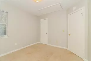 4899 Hairston Pl, Stone Mountain, GA 30088 - Photo 19