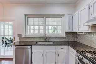 6530 Maid Marion Close, Alpharetta, GA 30005 - Photo 17