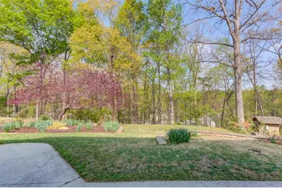 6530 Maid Marion Close, Alpharetta, GA 30005 - Photo 41