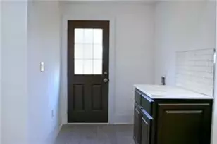 1022 Mayson Turner Rd NW, Atlanta, GA 30314 - Photo 13