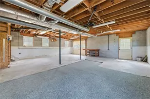 185 Redwood Cir, Fayetteville, GA 30214 - Photo 19