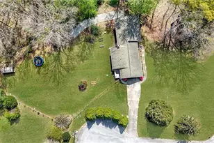 185 Redwood Cir, Fayetteville, GA 30214 - Photo 25