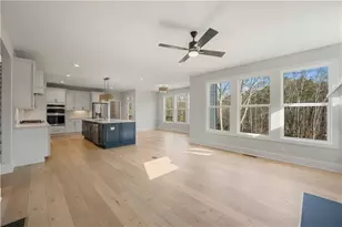 126 Spaulding Ln, Woodstock, GA 30188 - Photo 9