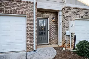 5924 Cassie Dr, Lithonia, GA 30038 - Photo 3