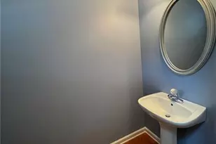 927 Park Hollow Way, Lawrenceville, GA 30043 - Photo 17