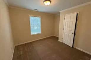 927 Park Hollow Way, Lawrenceville, GA 30043 - Photo 25