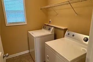 927 Park Hollow Way, Lawrenceville, GA 30043 - Photo 31