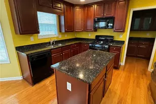 927 Park Hollow Way, Lawrenceville, GA 30043 - Photo 9