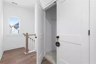 3311 Stillwood Dr, Hapeville, GA 30354 - Photo 17