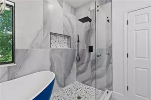 1355 Lockwood Dr SW, Atlanta, GA 30311 - Photo 29