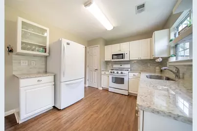 11070 Crabapple Lake Drive, Roswell, GA 30076 - Photo 9