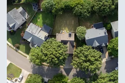 11070 Crabapple Lake Drive, Roswell, GA 30076 - Photo 23