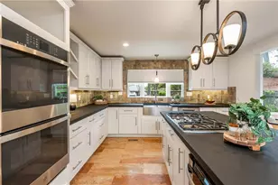 884 Oakhaven Dr, Roswell, GA 30075 - Photo 17