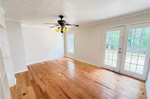 5073 Farm Valley Dr NE, Woodstock, GA 30188 - Photo 11