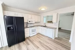 5073 Farm Valley Dr NE, Woodstock, GA 30188 - Photo 7