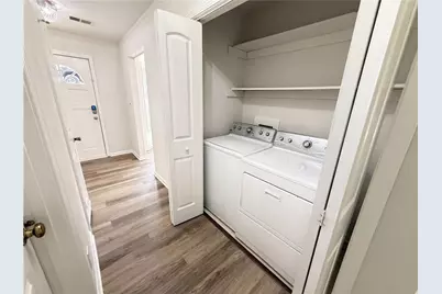 5073 Farm Valley Drive NE, Woodstock, GA 30188 - Photo 9