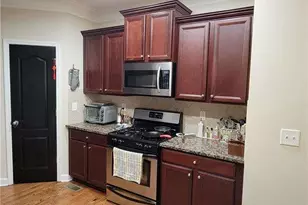 17 Oakhurst Common Dr, Decatur, GA 30030 - Photo 3