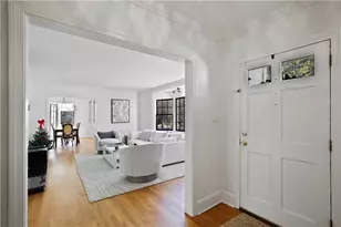 753 Woodward Way NW, Atlanta, GA 30327 - Photo 3