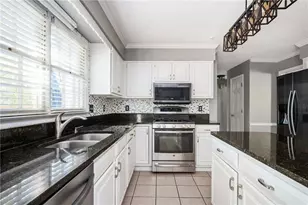 1427 Fenwick Dr SW, Marietta, GA 30064 - Photo 13