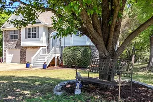 35 Meadowbridge Dr SW, Cartersville, GA 30120 - Photo 3