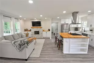 150 Sims St, Winder, GA 30680 - Photo 5