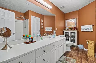 1405 Shiloh Oaks Dr, Loganville, GA 30052 - Photo 17