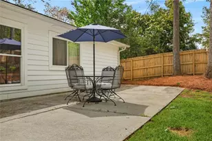 825 Lake Forest Cir, Roswell, GA 30076 - Photo 43