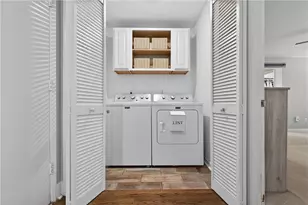 825 Lake Forest Cir, Roswell, GA 30076 - Photo 39