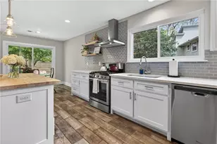 825 Lake Forest Cir, Roswell, GA 30076 - Photo 17