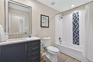 825 Lake Forest Cir, Roswell, GA 30076 - Photo 37