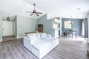 817 Riverstone Ln, Woodstock, GA 30188 - Photo 5