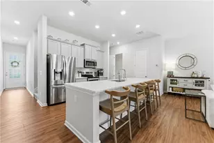 487 Bishop Ln, Woodstock, GA 30188 - Photo 3