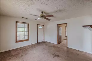 3104 Jackson St, Hapeville, GA 30354 - Photo 9