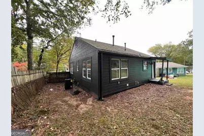 1891 Connally Drive, Atlanta, GA 30344 - Photo 3