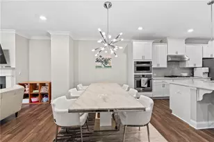 3681 Trevi Ln, Suwanee, GA 30024 - Photo 7