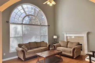 337 Vista Lake Dr, Suwanee, GA 30024 - Photo 3