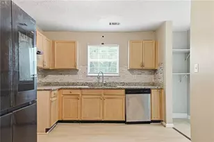 2125 Shoals Way, Decatur, GA 30034 - Photo 11