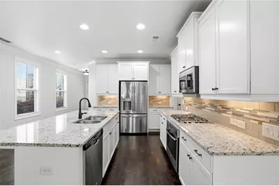 3920 Glenview Club Lane, Duluth, GA 30097 - Photo 9