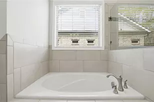 3920 Glenview Club Ln, Duluth, GA 30097 - Photo 17