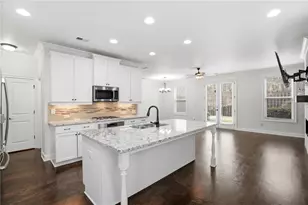3920 Glenview Club Ln, Duluth, GA 30097 - Photo 7