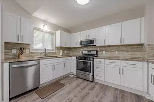 2340 Danielle Ct, Marietta, GA 30062 - Photo 11