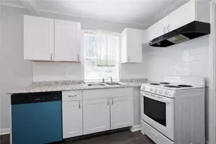 2146 Brookview Dr NE, Conyers, GA 30013 - Photo 7