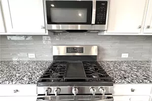 6085 Bay Pt Cv, Flowery Branch, GA 30542 - Photo 7