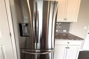 6085 Bay Pt Cv, Flowery Branch, GA 30542 - Photo 9