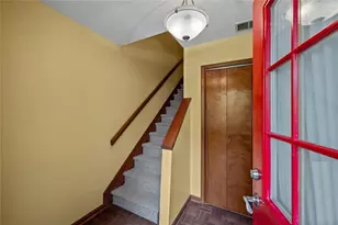 568 Stratford Green, Avondale Estates, GA 30002 - Photo 3