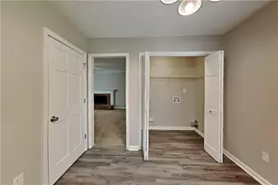 1311 Bustling Ln SW, Marietta, GA 30064 - Photo 5