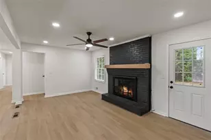 4328 Luxembourg Dr, Decatur, GA 30034 - Photo 9