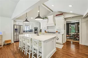 4590 Dalmer Rd, Atlanta, GA 30342 - Photo 13