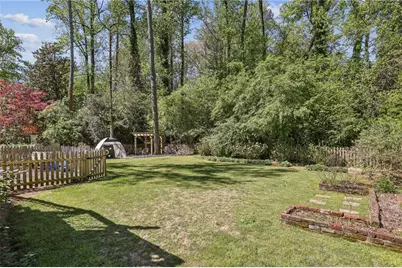 4590 Dalmer Road, Atlanta, GA 30342 - Photo 35