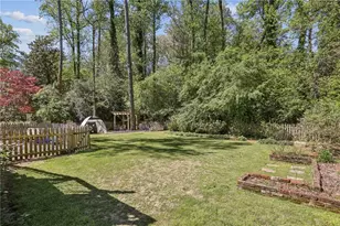 4590 Dalmer Rd, Atlanta, GA 30342 - Photo 35